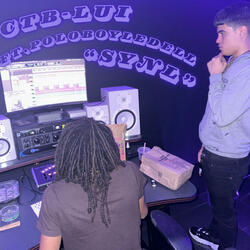 SYNL (feat. Poloboyledell)