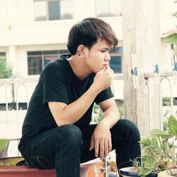 រីករាយថ្ងៃកំណើតខ្ញំុ