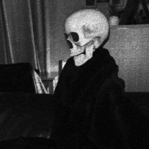 Bones To Pick (feat. Papoose)