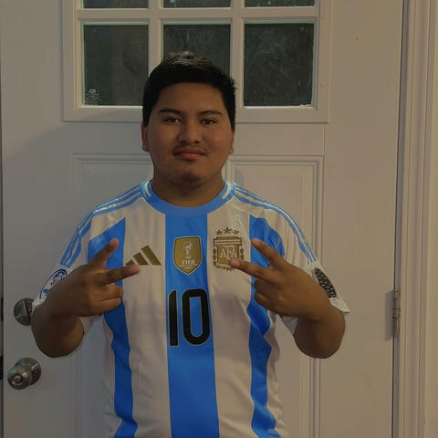 Mi Gente (feat. Roman Danilo Lopez Aguilar)