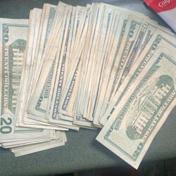 Dis & Dat (feat. 9scoo)