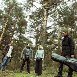 Pesadilla (feat. Andrea Metanoia)