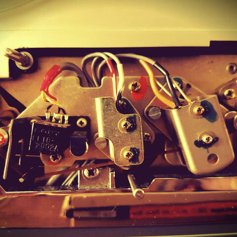 Duets for Unsettled Dust