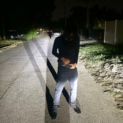 HOLLA ¡ (feat. 0heontop)