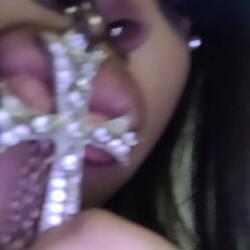 stained clips