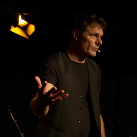 Maerchen der Gebrueder Grimm gelesen von Christoph Rabl