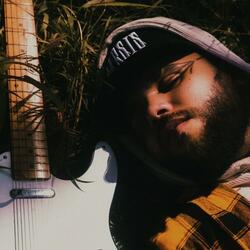 Cambio Y Fuera (feat. Luis Antonio.w)