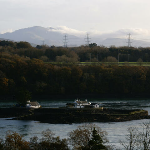 I åa ä e ö - Mae ynys yn yr afon