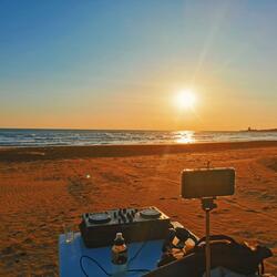 Mixing Dreams