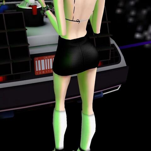 met a bad bitch at the club