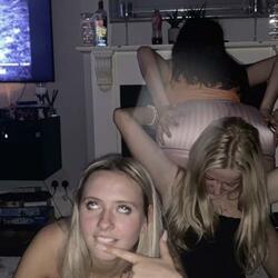 AZZERE (feat. Wondervilla & Marienn)