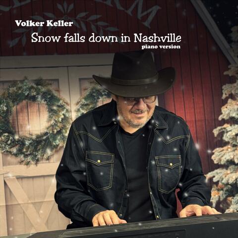 Snow falls down in Nashville (piano version)