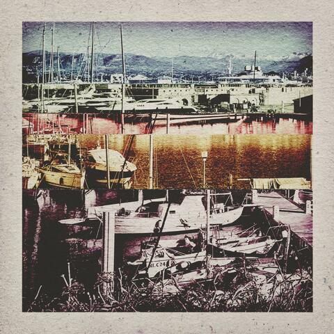 Shipyards (burnt and spliced)