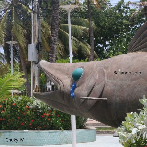 Bailando solo