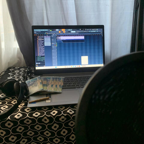 #rr (feat. Shelby.elby)