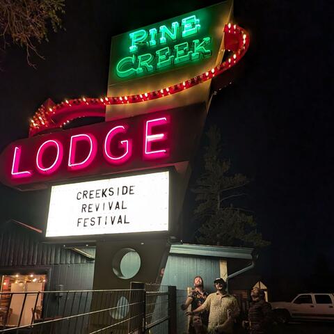 Live at Pine Creek Lodge