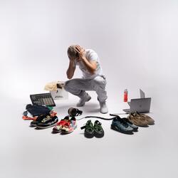 DEADSTOCK (feat. Cherr Froste)