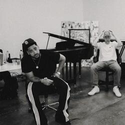 Pearly White, G Minor, Notch Above M.mp3