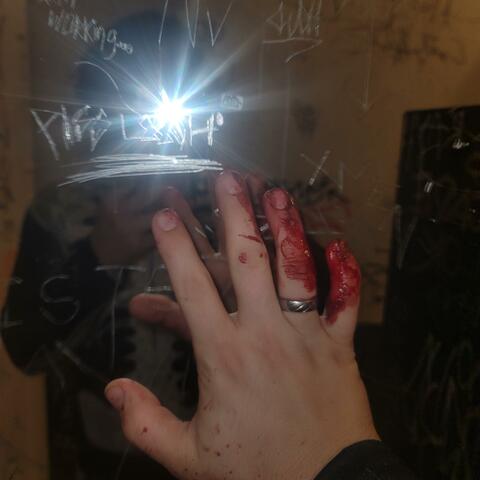 Evil Love Live (Live)