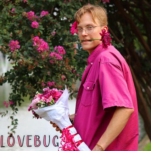 Lovebug (feat. Imperial Soul)