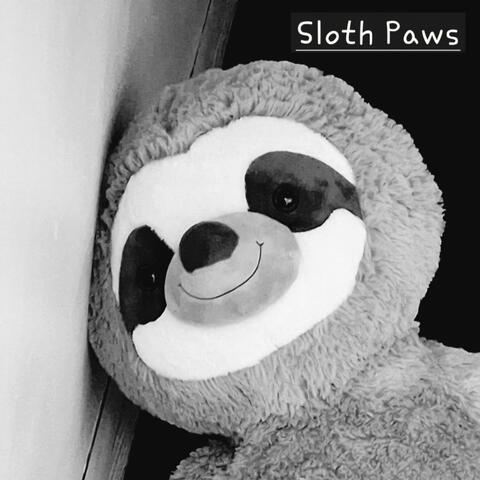 A Brave Sloth's Guide to Cultivating Algae