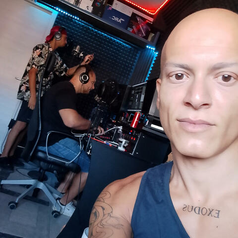 Non sei come me (feat. SeriHusqy)