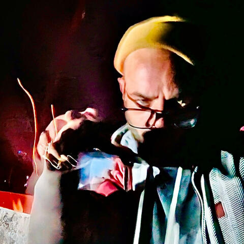 SCARS (feat. Jade Garcia)