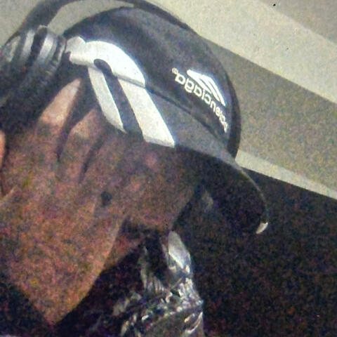 FOOL CAN'T PLAY WISE