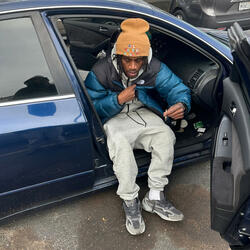 Hey siri (feat. Slugga b) (Set the tone freestyle)