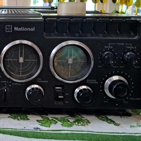 Everyone Dies, Everyone Lies