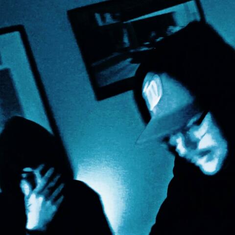 Inside info (feat. Bloodmonth)