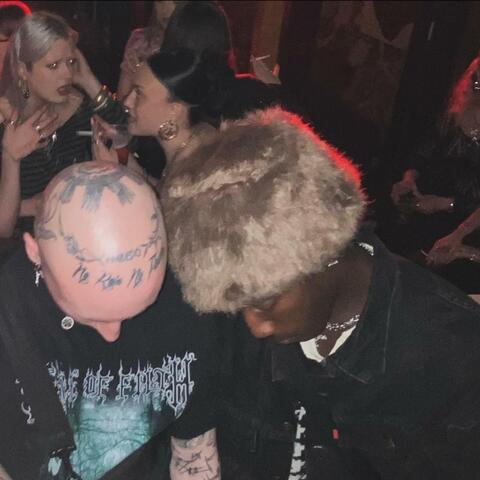 Off Tha Head