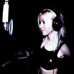 Ho Soul (feat. xwrld*)