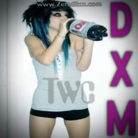 DXM (feat. rackxzy)