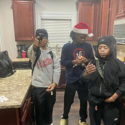 White Pumps (feat. Nuk4pres)