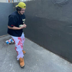 Drop it low (feat. Wyatt)