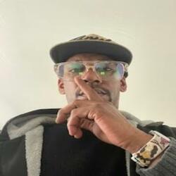 MO