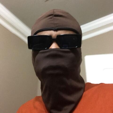 On The Way (feat. 100k Tremi)