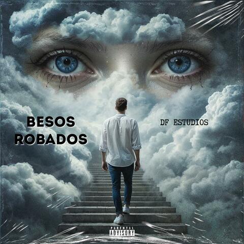 BESOS ROBADOS