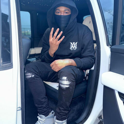 Mike Bee 6 In a Soda