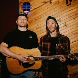 Coming home (feat. Sonny James)