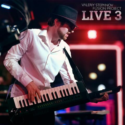 Live 3