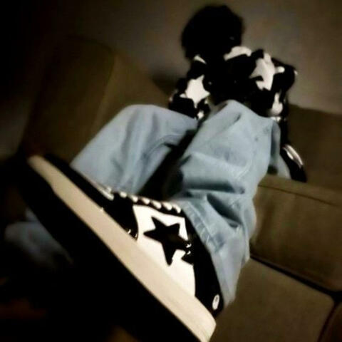 FLY AS A BITCH (feat. CE3)