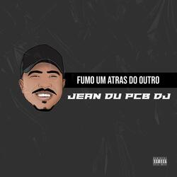 Fumo um atrás do outro