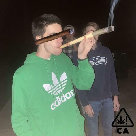 greenout (feat. Papa Penjamin)
