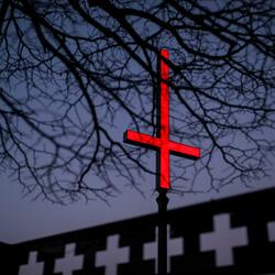 UPSIDE DOWN CROSS(/prod.qwqinkee)