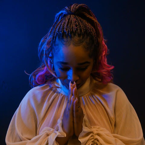 Mwamba Imara adoration