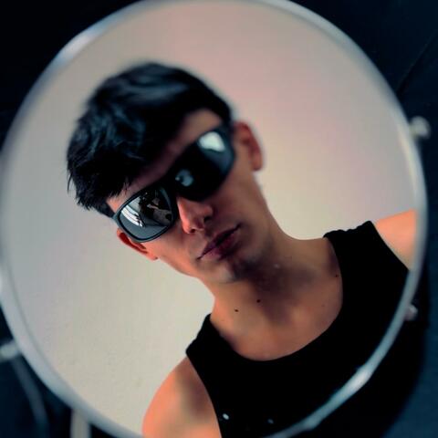DIVERSO