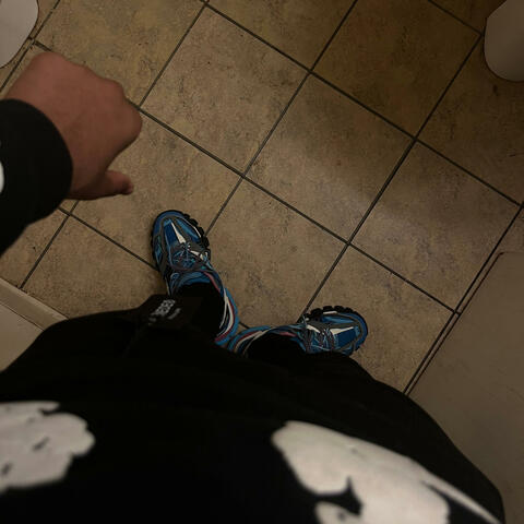 Is u ready? (feat. Rpuprackzz)