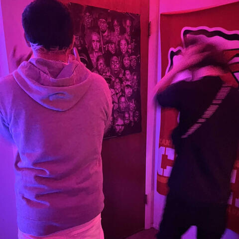 Spanking shii (feat. TkBenji)